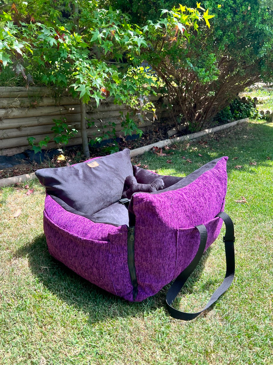 Bolso Transportador 2 en 1 para mascotas Modelo Morado/negro con cierres frontales