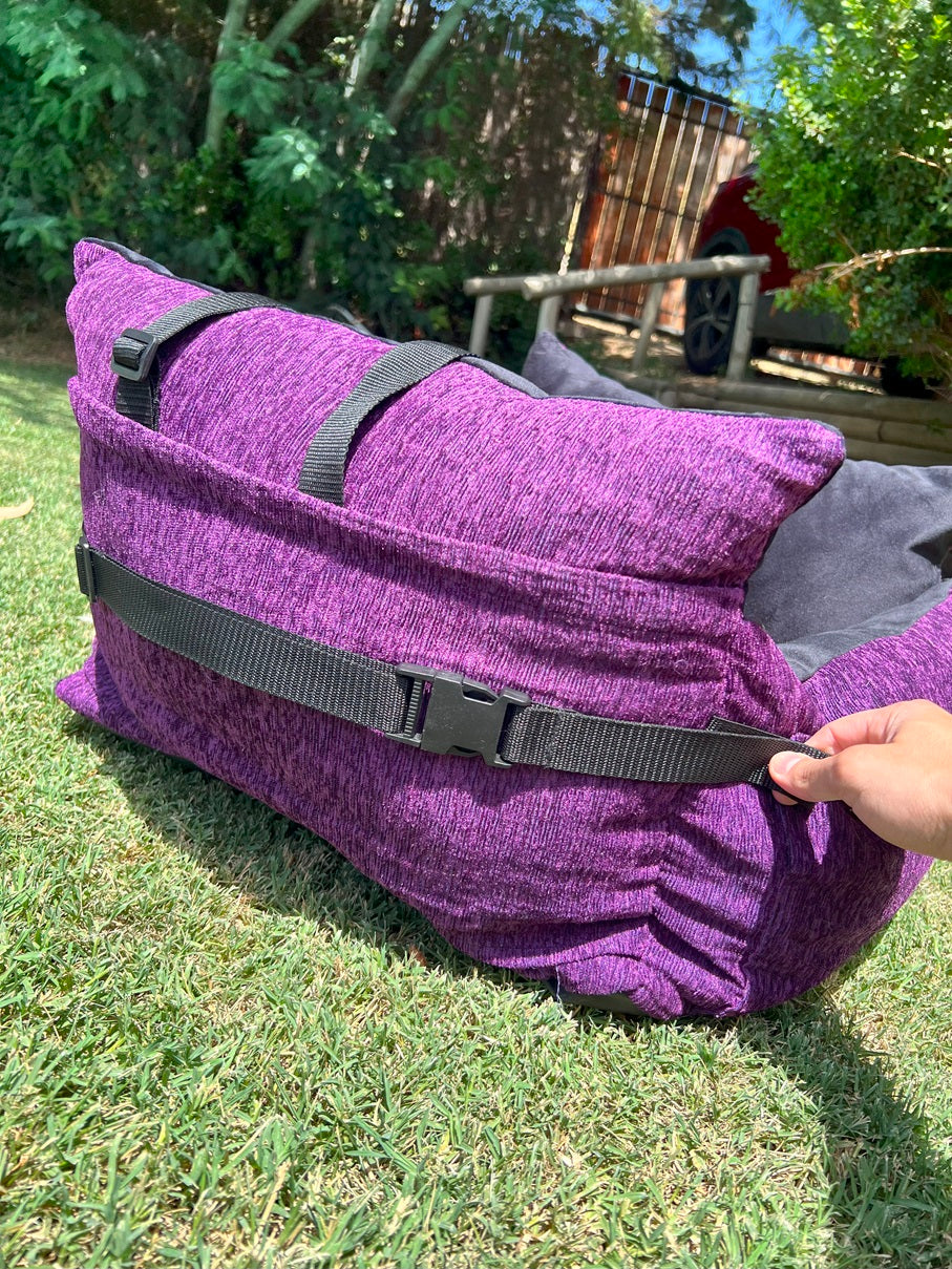 Bolso Transportador 2 en 1 para mascotas Modelo Morado/negro con cierres frontales