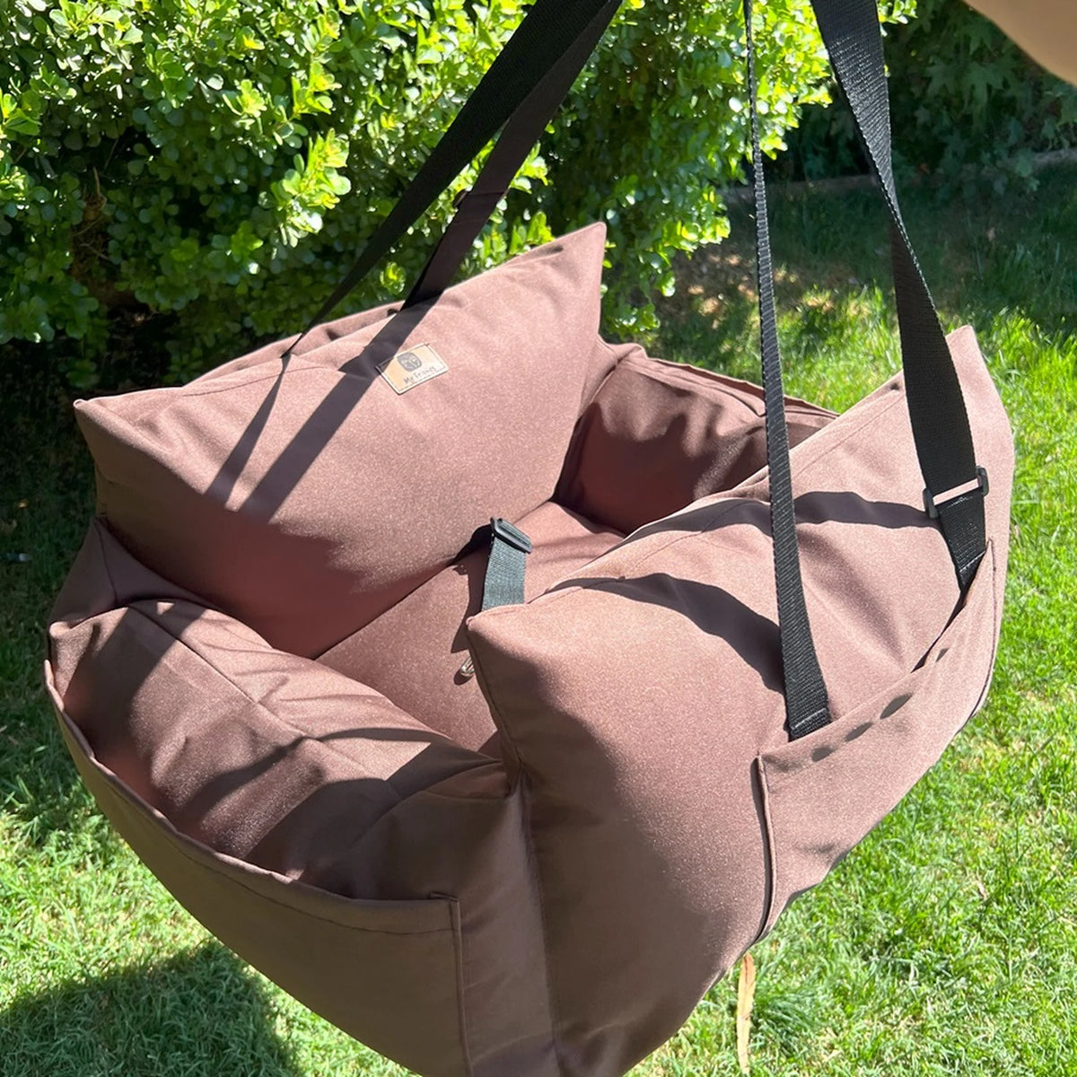 Bolso Transportador 2 en 1 para mascotas Modelo café impermeable