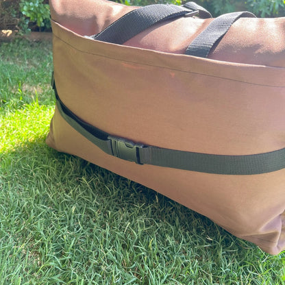 Bolso Transportador 2 en 1 para mascotas Modelo café impermeable