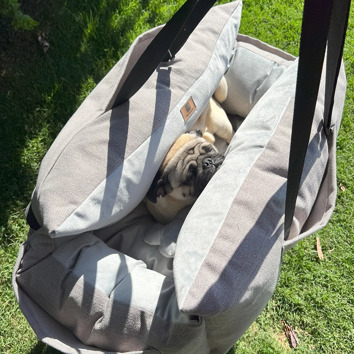 Bolso Transportador 2 en 1 para mascotas Modelo Gris/Gris