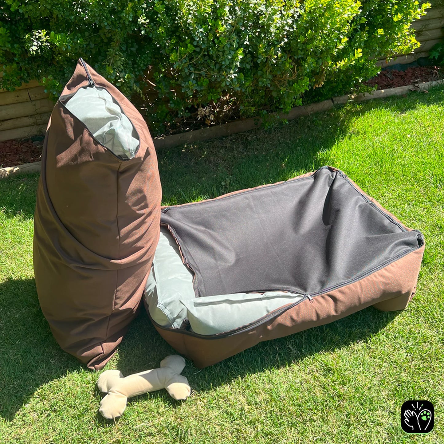 Cama de mascota café impermeable totalmente desmontable