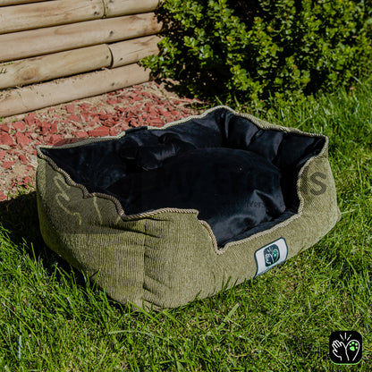 Cama de mascota diseño "Verde olivo/negro"