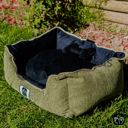 Cama de mascota diseño "Verde olivo/negro"